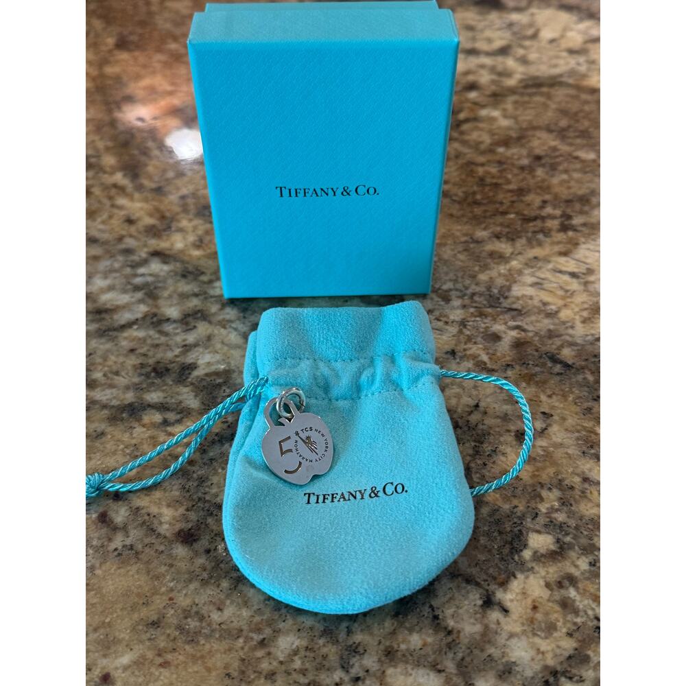 NYC Marathon 50th Anniversary Tiffany & Co. Apple Charm Limited Edition